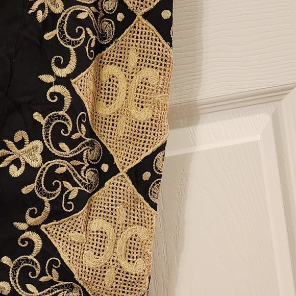 Lucky Black & Tan Embroidered Skirt Size XL - Picture 2 of 6